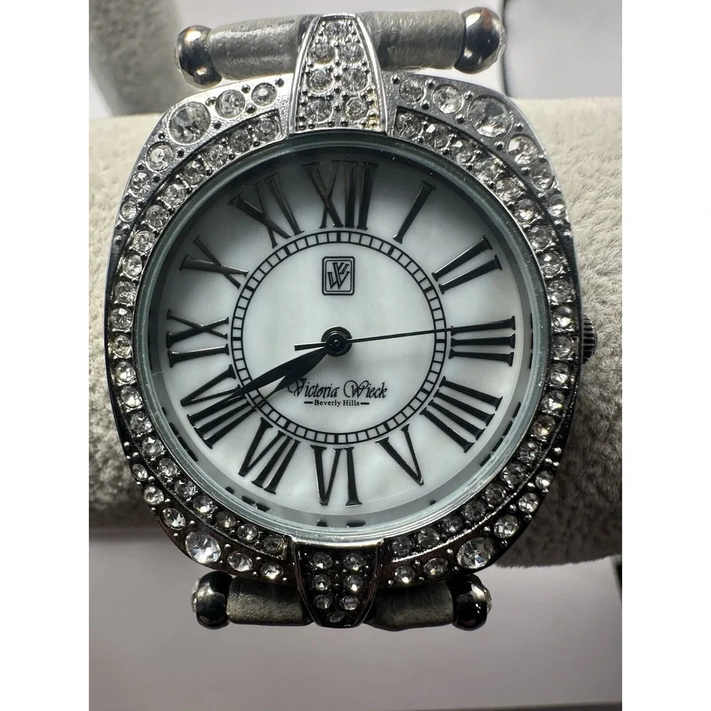 Victoria Wieck‎ B9275 Ladies Watch New Battery 34MM 8
